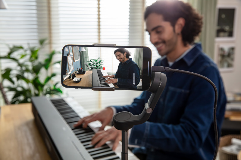 YAMAHA P-225B – PORTABLE DIGITAL PIANO BLACK
